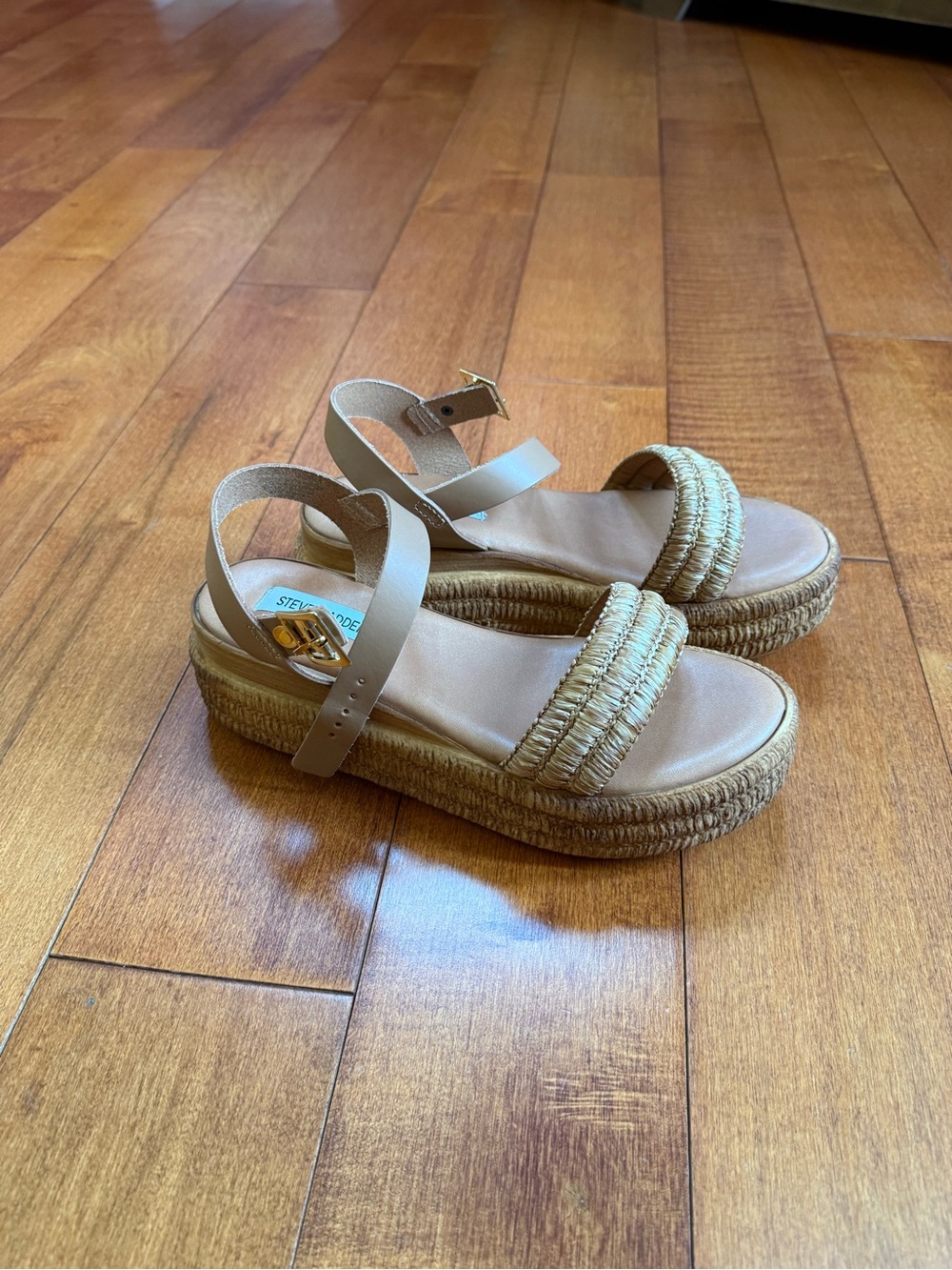 NWOT Steve Madden Neutral Braided Espadrille Platform Sandals sz 41